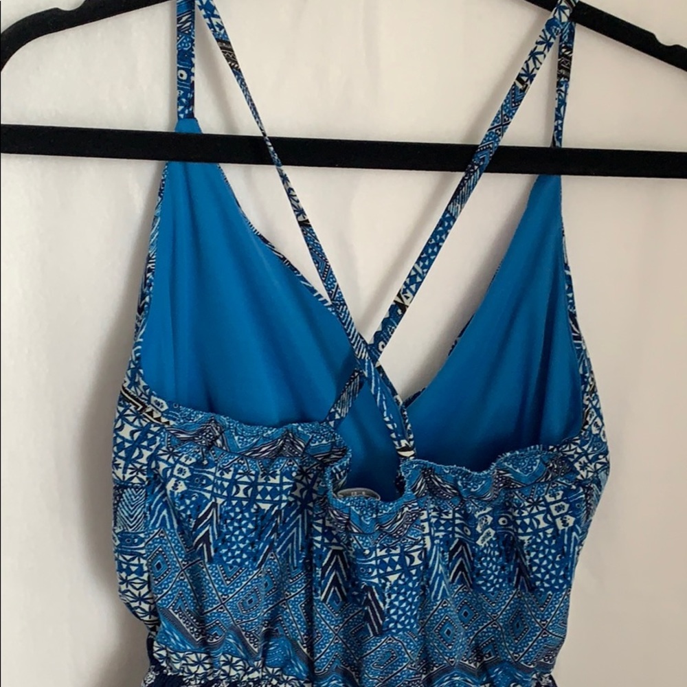 Blue mixed pattern romper with slit front🌊 - Picture 9 of 11